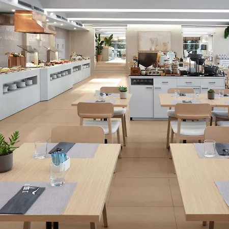 Melia 4* Lloret de Mar