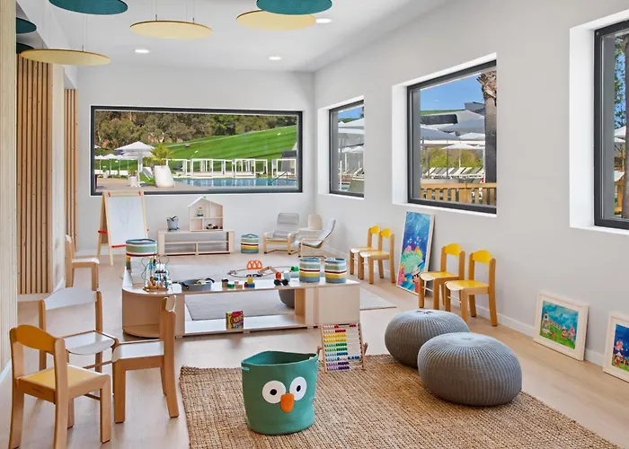 Melia 4 Sup 酒店 滨海略雷特