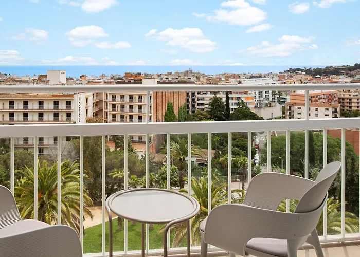 Melia 4 Sup Szálloda Lloret de Mar