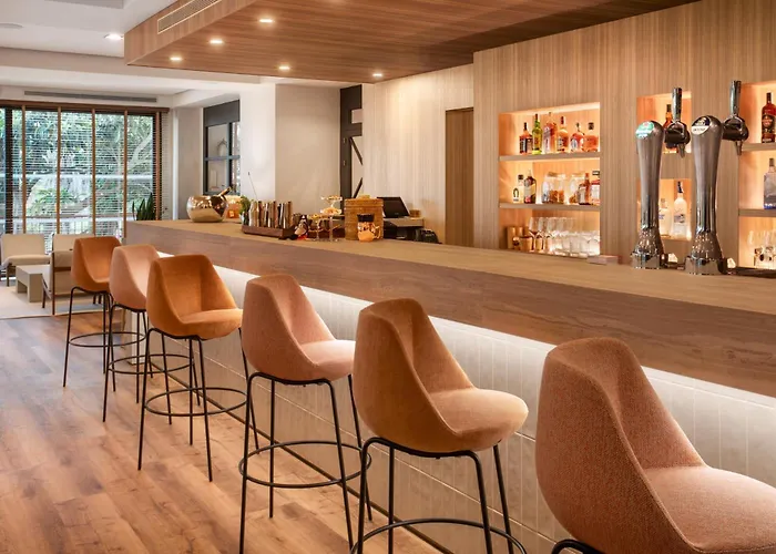 Melia 4 Sup Szálloda 4*